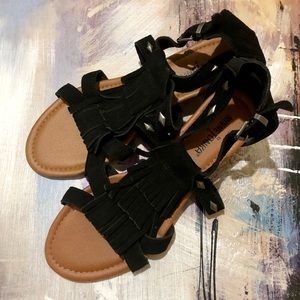 Minnetonka Fringe Sandals
